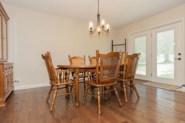 11111 Karendale Court, Evansville, IN 47720