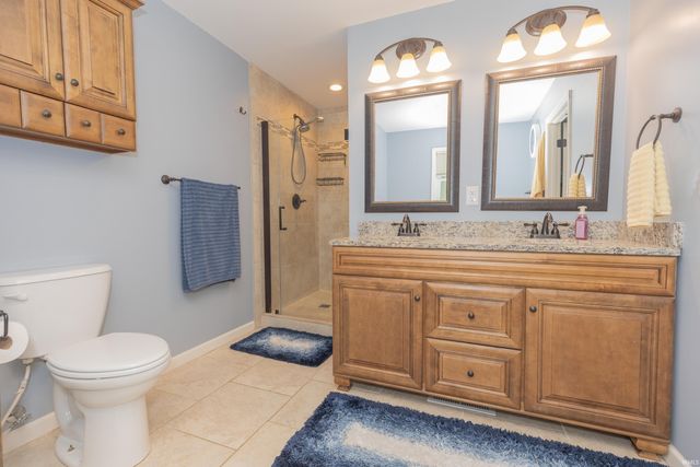 11111 Karendale Court, Evansville, IN 47720