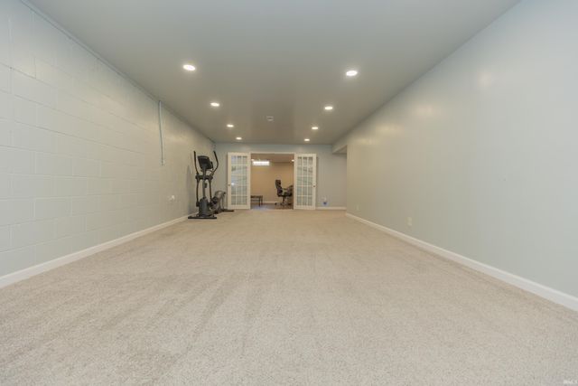 11111 Karendale Court, Evansville, IN 47720