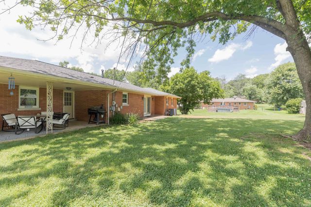 11111 Karendale Court, Evansville, IN 47720