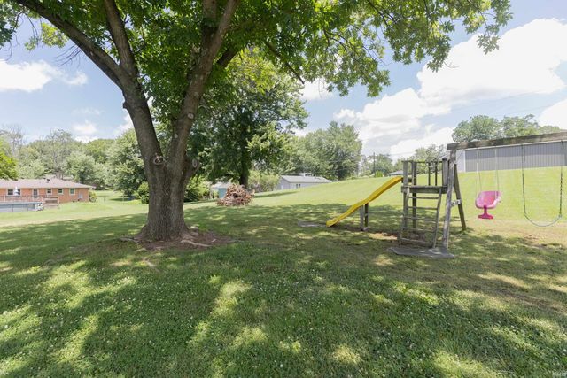 11111 Karendale Court, Evansville, IN 47720