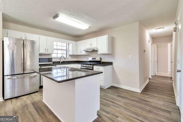 2278 Cherokee Valley Circle, Lithonia, GA 30058