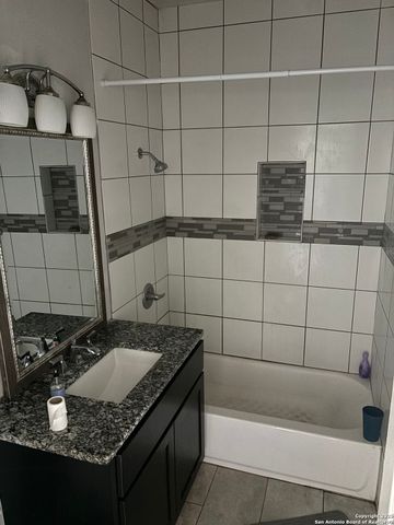 838 King Ave, San Antonio, TX 78211