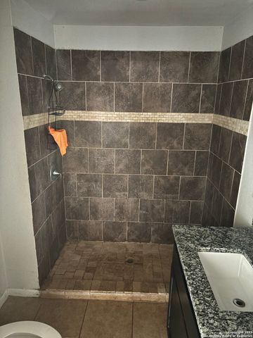 838 King Ave, San Antonio, TX 78211