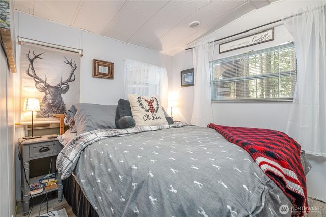 1075 Birch Lane, Sumas, WA 98295