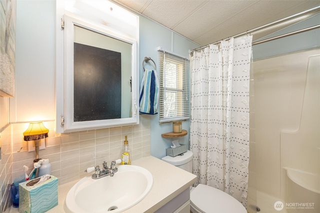 1075 Birch Lane, Sumas, WA 98295