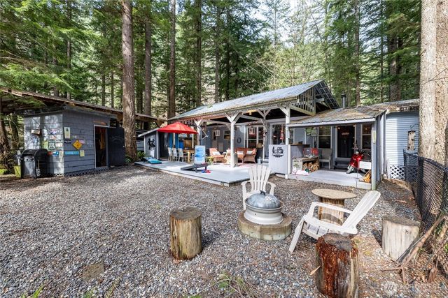 1075 Birch Lane, Sumas, WA 98295