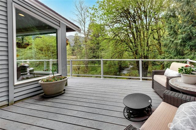 14124 229th Drive SE, Issaquah, WA 98027