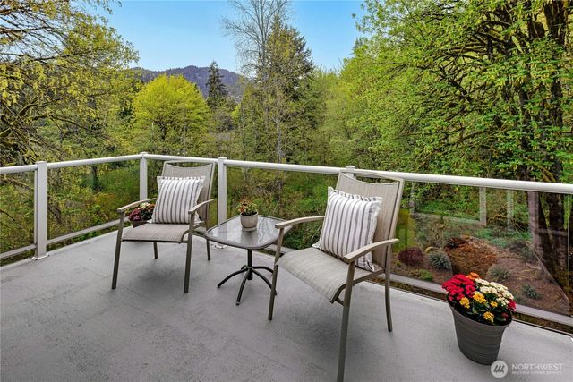 14124 229th Drive SE, Issaquah, WA 98027