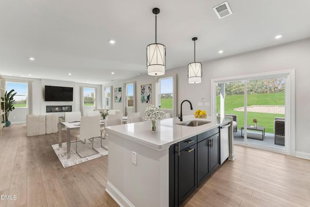 3305 Jeter James Way, Apex, NC 27523