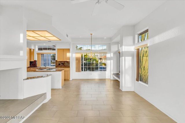 14441 N Lost Arrow, Oro Valley, AZ 85755