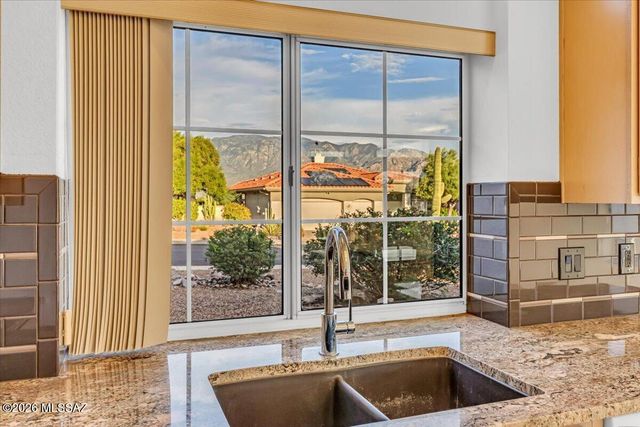 14441 N Lost Arrow, Oro Valley, AZ 85755