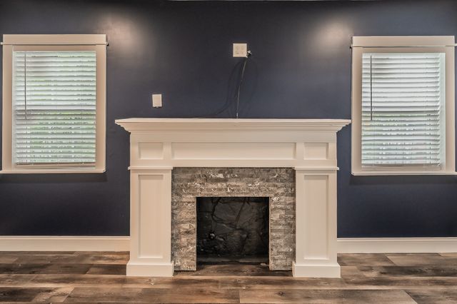 1015 Epenard Street, Dallas, TX 75211