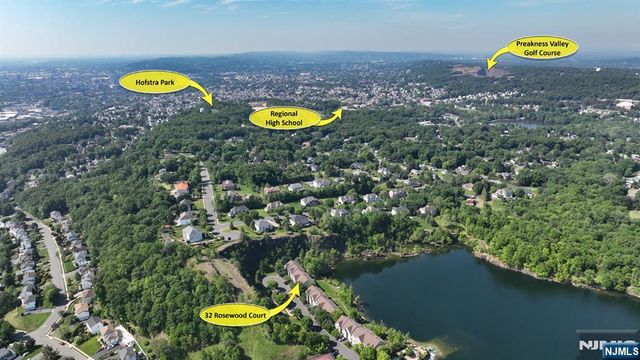 32 Rosewood Court 32, Haledon, NJ 07508