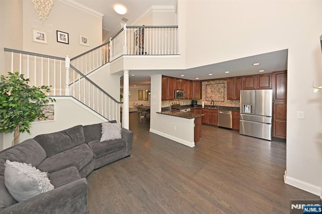 32 Rosewood Court 32, Haledon, NJ 07508