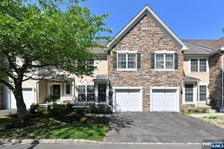 32 Rosewood Court 32, Haledon, NJ 07508