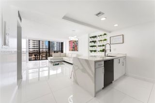 600 NE 36th St 1111, Miami, FL 33137