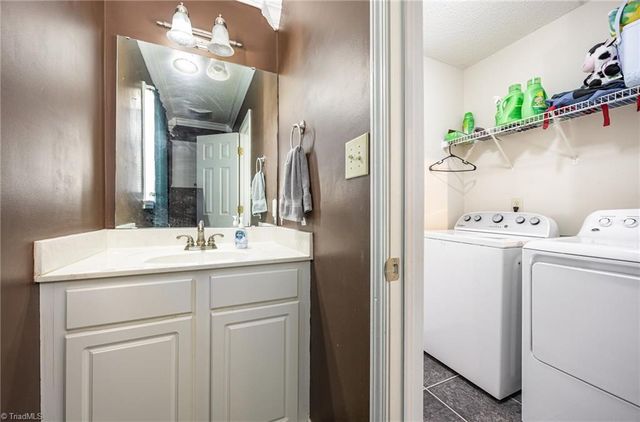 167 Columbia Drive, Linwood, NC 27299