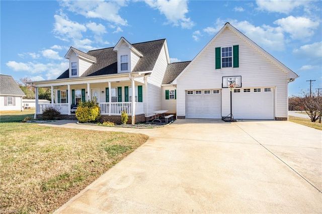 167 Columbia Drive, Linwood, NC 27299