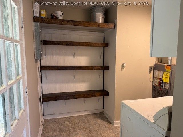 1417 CALLIE Road, Charleston, WV 25314