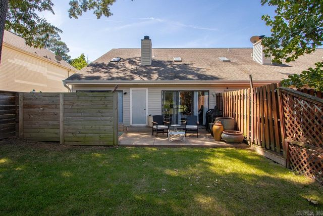 34 Fairway Woods Circle, Maumelle, AR 72113