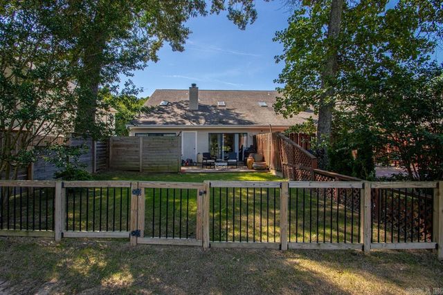 34 Fairway Woods Circle, Maumelle, AR 72113