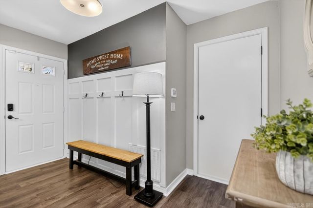 34 Fairway Woods Circle, Maumelle, AR 72113