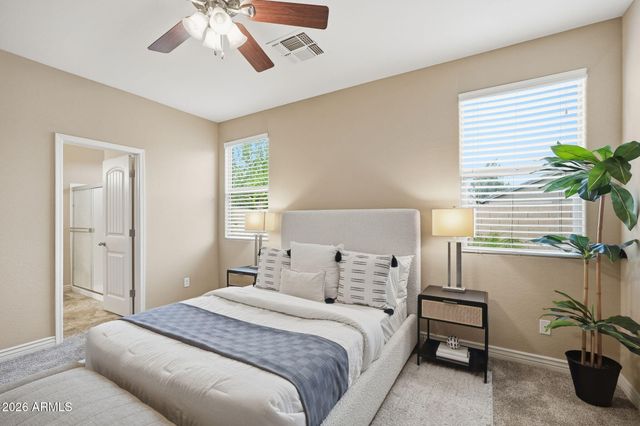 2124 E KINGS Avenue, Phoenix, AZ 85022