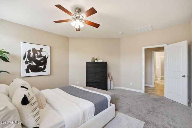 2124 E KINGS Avenue, Phoenix, AZ 85022