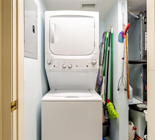 2296 MONACO LANE 8, Clearwater, FL 33763