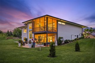 1600 NE Silkwood Court, Grimes, IA 50111