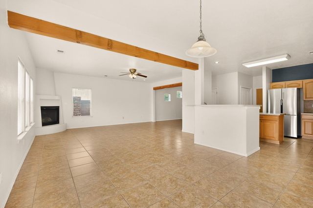 3701 Candelarias Lane NW, Albuquerque, NM 87107