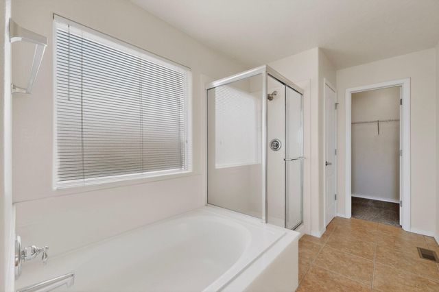 3701 Candelarias Lane NW, Albuquerque, NM 87107