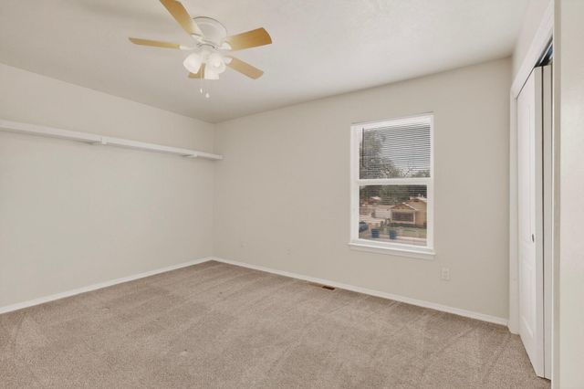 3701 Candelarias Lane NW, Albuquerque, NM 87107