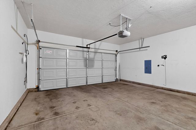 3701 Candelarias Lane NW, Albuquerque, NM 87107