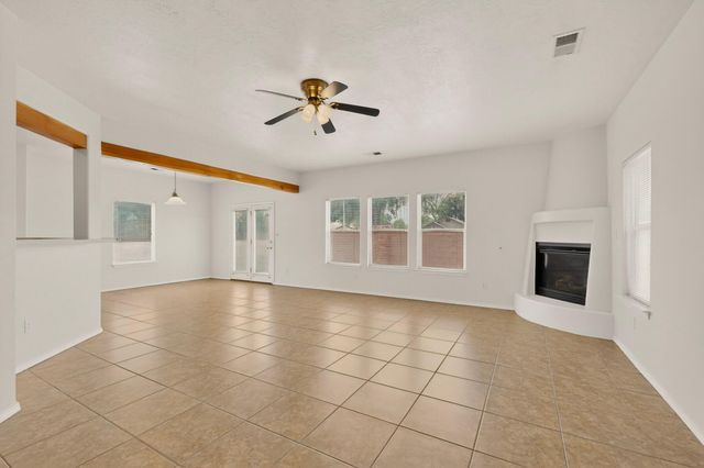 3701 Candelarias Lane NW, Albuquerque, NM 87107