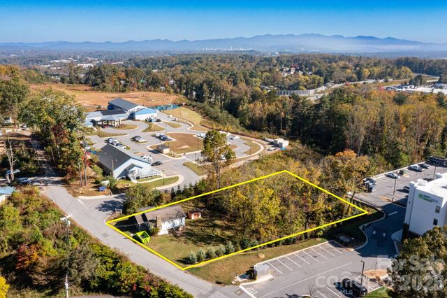 39 Rocky Ridge Road, Asheville, NC 28806