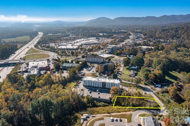 39 Rocky Ridge Road, Asheville, NC 28806