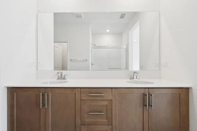 3581 S. Eichler Paseo, Ontario, CA 91761
