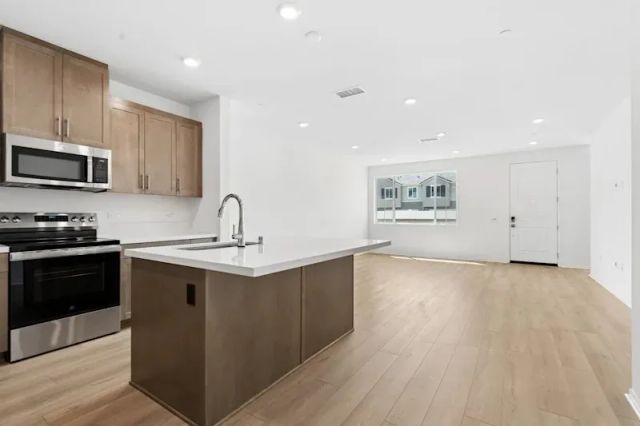 3581 S. Eichler Paseo, Ontario, CA 91761