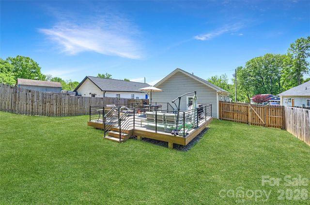 3416 Mable Hubbard Drive, Charlotte, NC 28208