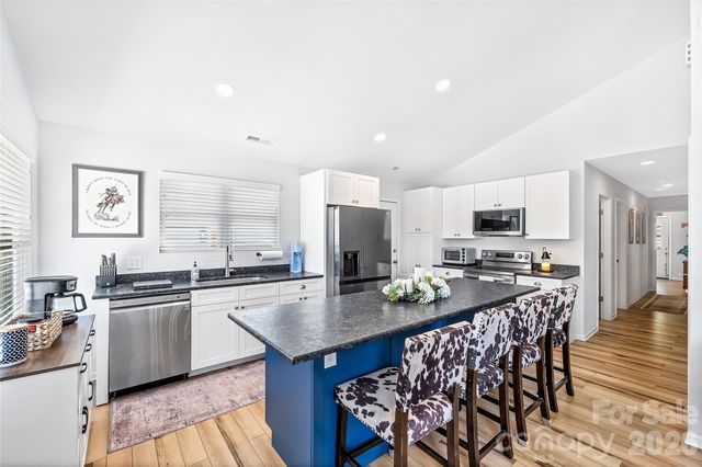 3416 Mable Hubbard Drive, Charlotte, NC 28208