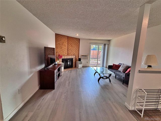 2280 S Oswego Way 105, Aurora, CO 80014
