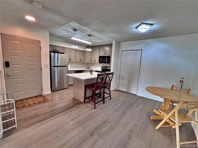 2280 S Oswego Way 105, Aurora, CO 80014
