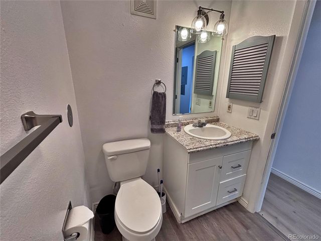 2280 S Oswego Way 105, Aurora, CO 80014