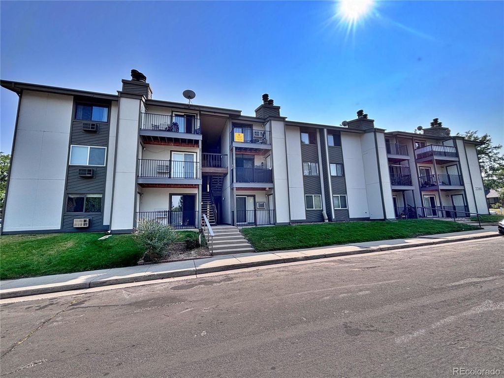 2280 S Oswego Way 105, Aurora, CO 80014