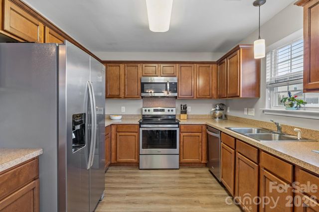 135 Spring Meadows Drive, Lincolnton, NC 28092