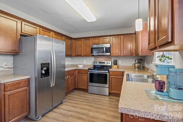 135 Spring Meadows Drive, Lincolnton, NC 28092