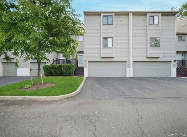 5 Isabel Court, Nanuet, NY 10954