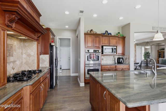 2904 Oxley Drive, Sparks, NV 89436